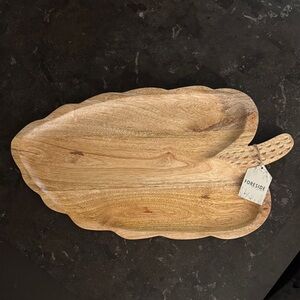 Foreside Home & Garden Wooden Leaf-Shaped Serving Tray